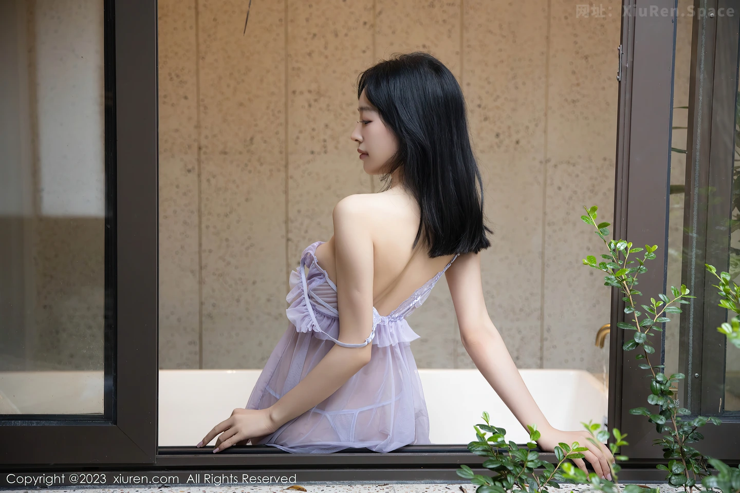 图片[6]-[XiuRen秀人网]VOL.7451 模特糖豆sisi浴缸场景性感紫色薄纱睡裙湿身秀惹火身材诱惑写真56P-秀人网官方网站